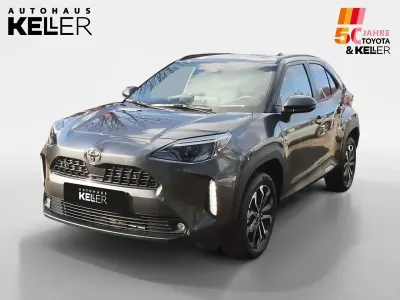 Gebraucht Toyota Yaris Cross 131 PS (96 kW) 2025 Grau SUV