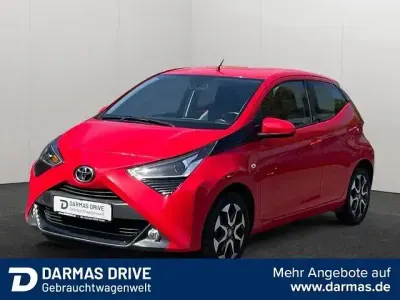 Brugt Toyota Aygo Team 72 HK (52 kW) 2021 Rød Hatchback
