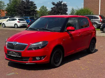 Gebraucht Skoda Fabia Ambition 86 PS (63 kW) 2013 Rot Kleinwagen