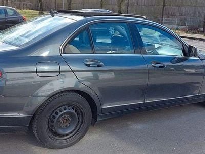 Mercedes 220