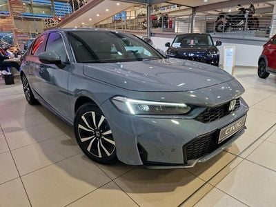 Sonic grey pearl (grau) Neu 2026 Honda Civic Elegance Limousine | 33.980 € (Guter Preis)