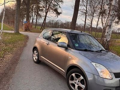 Second-hand Suzuki Swift 70 CP (51 kW) 2007 Gri Hatchback