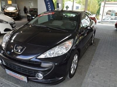 Gebraucht Peugeot 207 CC Sport 109 PS (80 kW) 2008 Schwarz metallic Cabrio