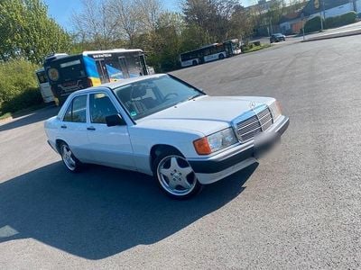 Usata Mercedes 190 122 CV (89 kW) 1989 Bianco Berlina