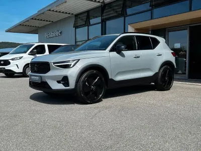 Gebraucht Volvo XC40 Plus 197 PS (144 kW) 2025 Grau SUV