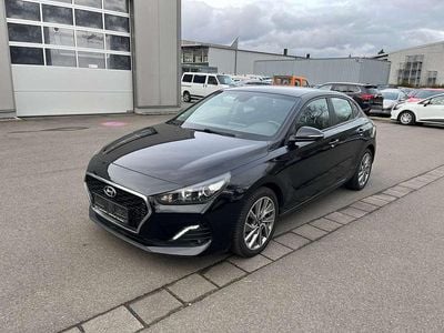 Usata Hyundai i30 Trend 140 CV (102 kW) 2018 Nero Utilitaria