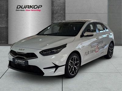 Gebraucht Kia Ceed Style 140 PS (102 kW) 2025 (wd) cararraweiss Kleinwagen