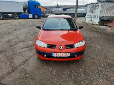 Gebraucht Renault Mégane Authentique 98 PS (72 kW) 2004 Rot Limousine