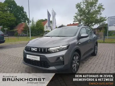 Neu Dacia Sandero Expression 110 PS (80 kW) 2026 Dolomitgrau Kleinwagen