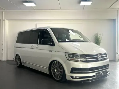 Gebraucht VW Multivan Highline 204 PS (150 kW) 2016 Weiß Van / Kleinbus