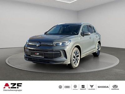 Grau Neu 2025 VW Tiguan Life SUV | 40.990 € (Guter Preis)
