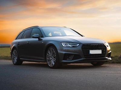 Gebraucht Audi A4 S-Line 190 PS (139 kW) 2019 Grau Kombi