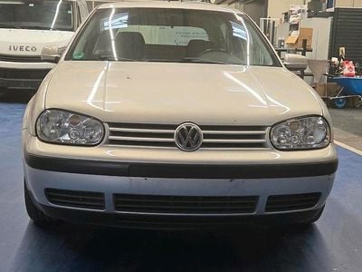 VW Golf IV