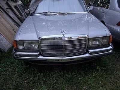 Silber Gebraucht 1975 Mercedes 450 Limousine | 1.200 €
