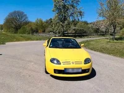 Usado MG TF 135 CV (99 kW) 2003 Amarillo Descapotable