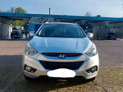 Usata Hyundai ix35 135 CV (99 kW) 2012 Argento SUV