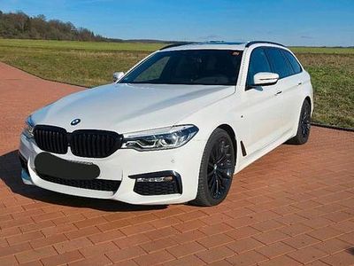 Gebraucht BMW 530 M Sport 265 PS (194 kW) 2018 Weiß Kombi