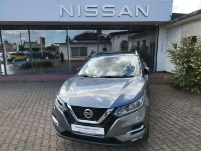 Gebraucht Nissan Qashqai 140 PS (102 kW) 2019 Grau SUV