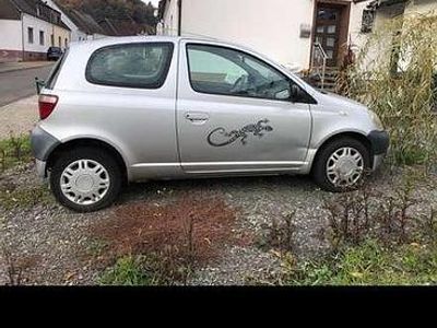 Gebraucht Toyota Yaris Terra 68 PS (50 kW) 2002 Limousine