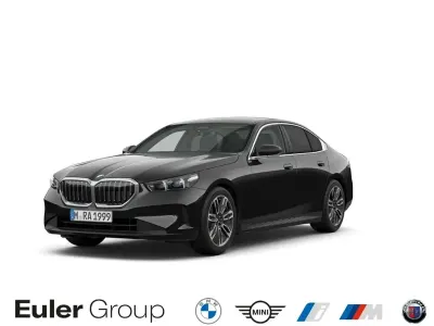Neu BMW 520 Performance 197 PS (144 kW) 2026 Schwarz Limousine