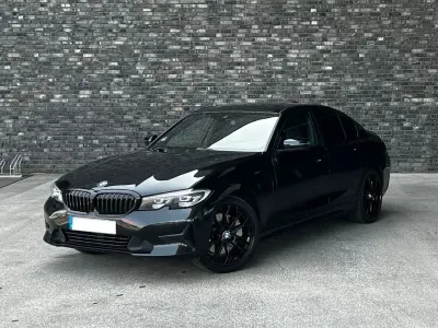 Używany BMW 330e Sport Line 292 KM (214 kW) 2021 Czarny Sedan/Limuzyna