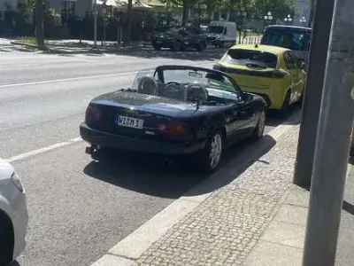Gebraucht Mazda MX5 116 PS (85 kW) 1993 Schwarz Cabrio