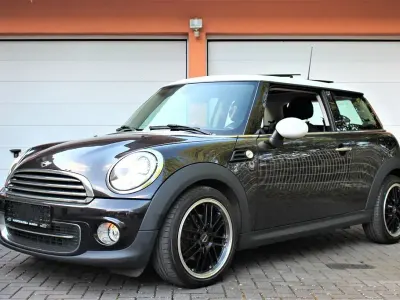 Käytetty Mini Cooper 122 HP (89 kW) 2013 Ruskea Viistoperä