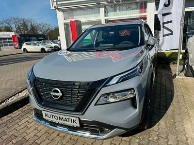 Grau Gebraucht 2024 Nissan X-Trail Tekna SUV | 50.990 €