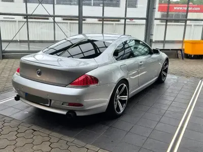 Gebraucht BMW 645 333 PS (244 kW) 2005 Silber Coupé