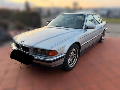 Usata BMW 740 286 CV (210 kW) 1995 Argento Berlina