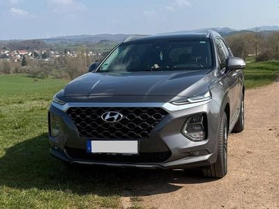 Gebraucht Hyundai Santa Fe 200 PS (147 kW) 2020 Grau SUV