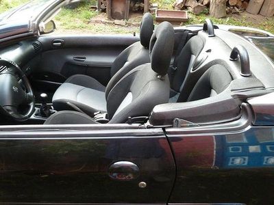 Gebraucht Peugeot 206 CC 109 PS (80 kW) 2005 Schwarz Cabrio
