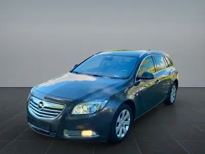 Gebraucht Opel Insignia Innovation 131 PS (96 kW) 2013 Grau Kombi