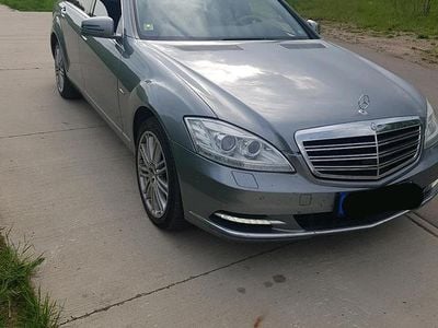 Gebraucht Mercedes S320 258 PS (189 kW) 2010 Limousine