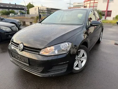 Gebraucht VW Golf VII 110 PS (80 kW) 2015 Schwarz Limousine