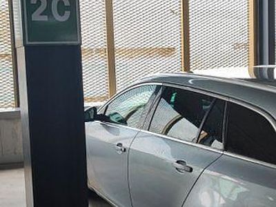 Gebraucht Opel Insignia Edition 160 PS (117 kW) 2012 Grau Kombi