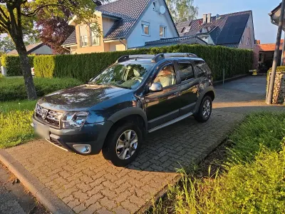 Używany Dacia Duster Prestige 120 KM (88 kW) 2017 Szary SUV
