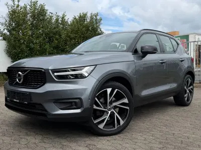 Używany Volvo XC40 R-Design 190 KM (139 kW) 2018 Szary SUV