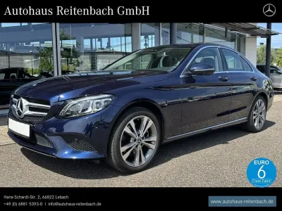 Gebraucht Mercedes C300 Avantgarde 258 PS (189 kW) 2019 Cavansitblau Limousine