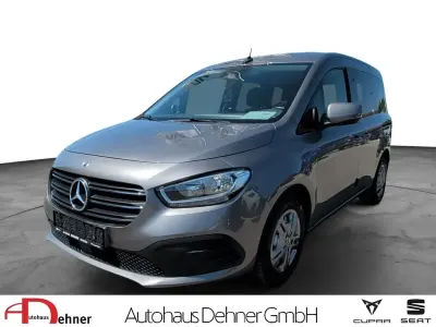Gebraucht Mercedes T180 116 PS (85 kW) 2023 Grau Van / Kleinbus