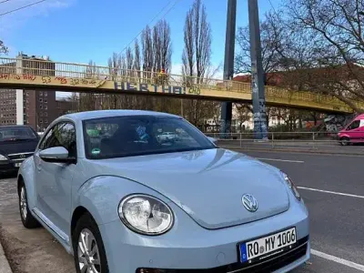 Gebraucht VW Beetle Design 105 PS (77 kW) 2012 Blau Kleinwagen