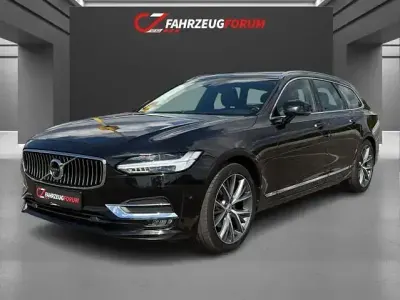 Gebraucht Volvo V90 Inscription 190 PS (139 kW) 2017 Onyx black / metallic Kombi