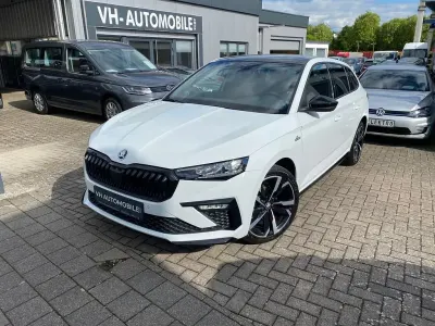Gebraucht Skoda Scala Monte Carlo 150 PS (110 kW) 2025 Weiß Kleinwagen