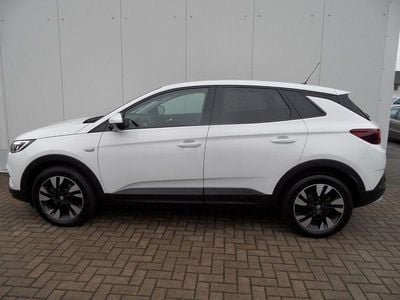 Usata Opel Grandland X Elegance 131 CV (96 kW) 2021 Bianco SUV