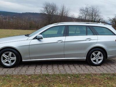 gebraucht Mercedes E220 BlueTEC BE T Edition AVANTG. Auto. Edi...