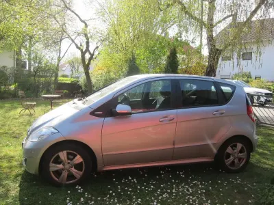 Gebraucht Mercedes A180 Avantgarde 116 PS (85 kW) 2011 Silber Kleinwagen