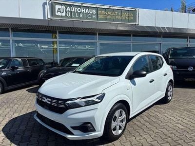 Gebraucht Dacia Sandero Essentiel 67 PS (49 kW) 2024 Gletscherweiss Kleinwagen