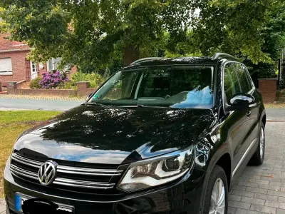 Gebraucht VW Tiguan 140 PS (102 kW) 2012 Schwarz SUV