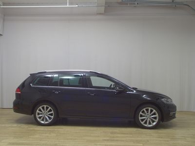 gebraucht VW Golf VII Var. 2.0 TDI Highline Navi LED Pano ACC