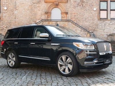 Lincoln Navigator